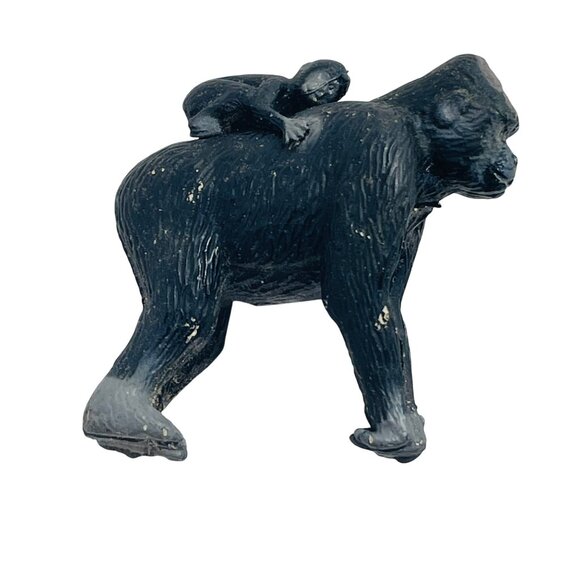 Vintage Hand-Painted Gorilla Figurine With Baby On Back Rubber Toy - Picture 2 of 11